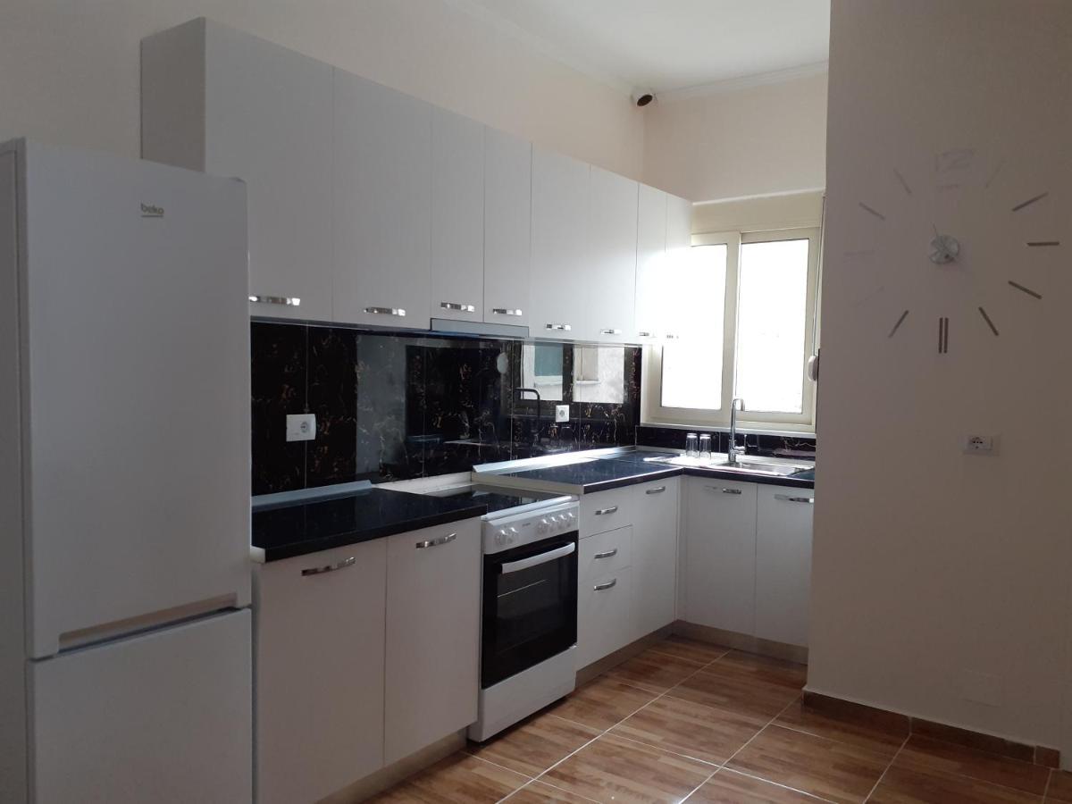 Drini Apartments Përmet Buitenkant foto