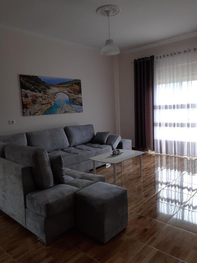 Drini Apartments Përmet Buitenkant foto